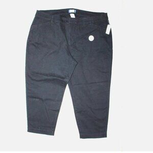 Black Capri Pants NWT Smooth Slim Cotton Blend Old Navy Midrise Pull On Sz 22